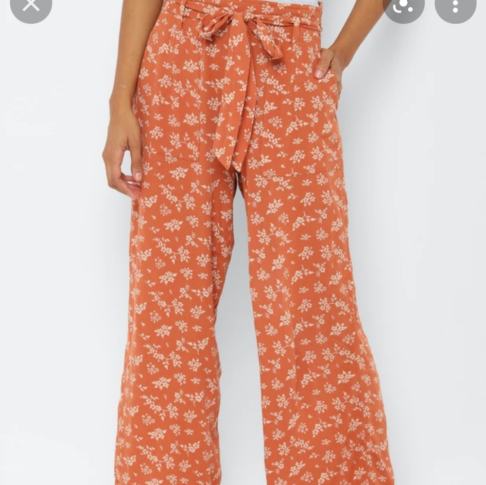 High-waisted Floral Paper Bag Wide Leg Pants, Size Medium Short